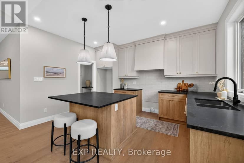 6 Sullivan Street — photo 18 of 33