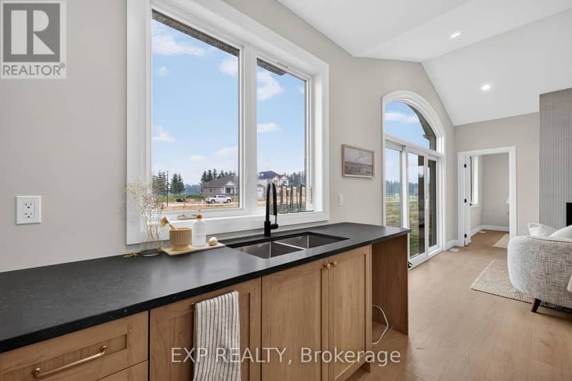 6 Sullivan Street — photo 20 of 33