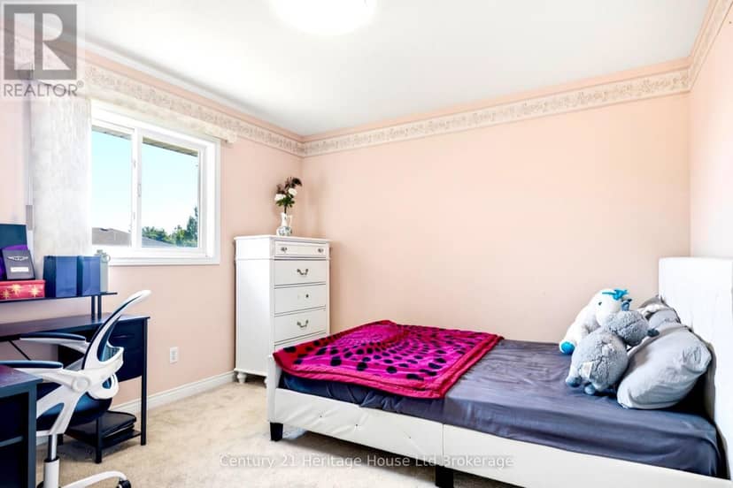 23 Josselyn Drive — photo 16 of 30