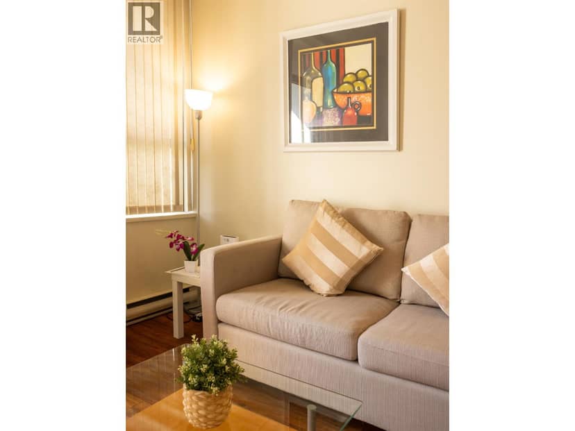 502 1010 HOWE STREET, Vancouver, photo 3