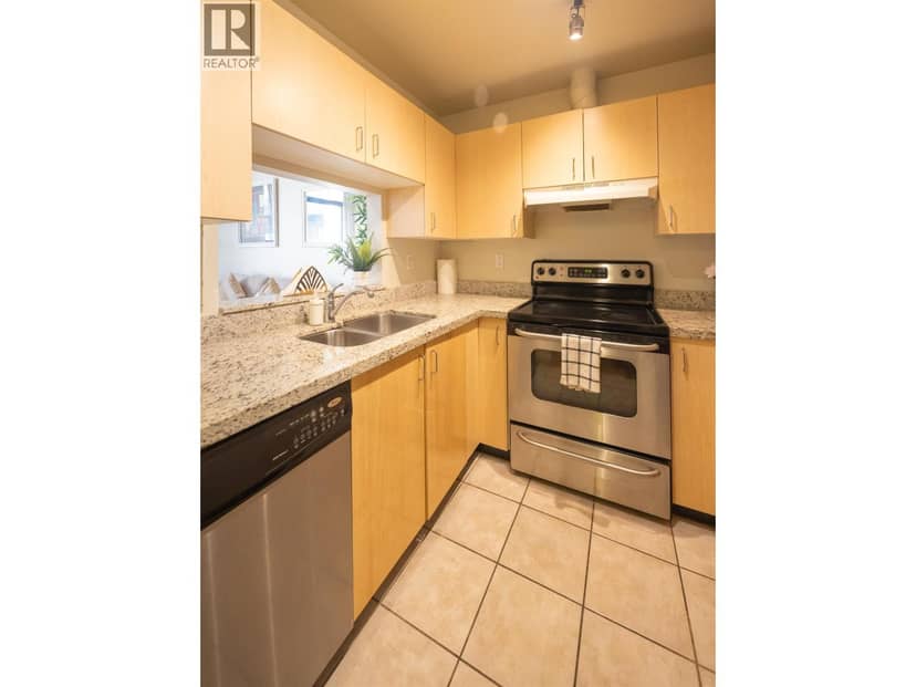 502 1010 HOWE STREET, Vancouver, photo 5