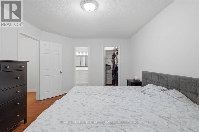 5185 Bunton Crescent — photo 10 of 23