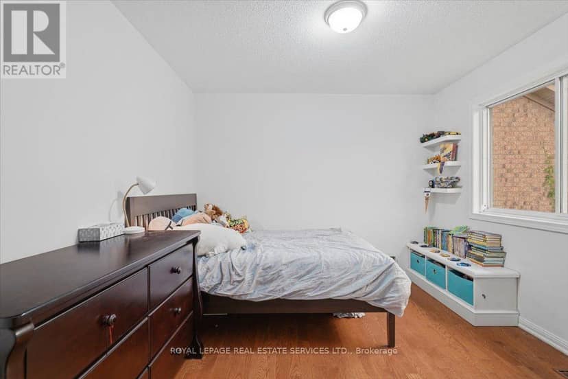 5185 Bunton Crescent — photo 12 of 23