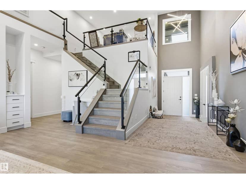 3167 Cameron Heights Wy NW — photo 9 of 40