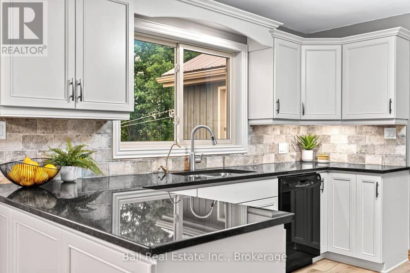 110 Greenwood Road — photo 12 of 40