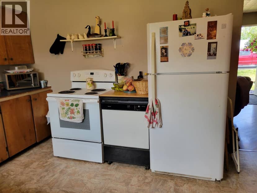 380 CONNAUGHT STREET, Vanderhoof, photo 6