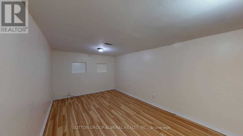 73 - 6 Esterbrooke Avenue — photo 36 of 40