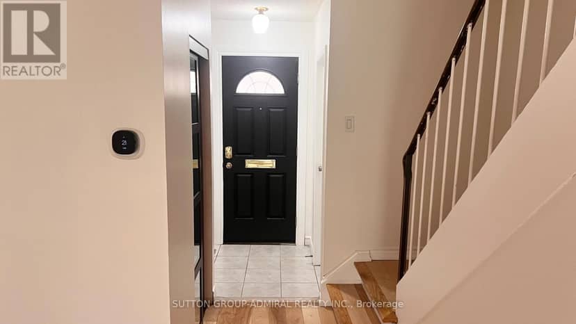 73 - 6 Esterbrooke Avenue — photo 5 of 40