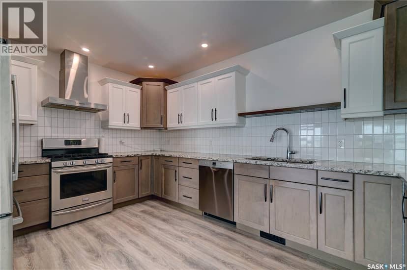 17 Longman DRIVE — photo 10 of 40