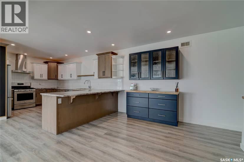 17 Longman DRIVE — photo 12 of 40