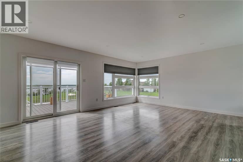 17 Longman DRIVE — photo 5 of 40