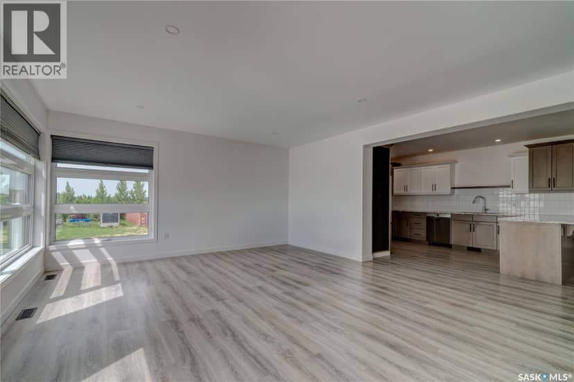 17 Longman DRIVE — photo 9 of 40