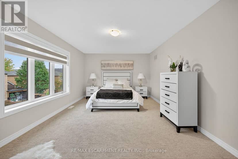 67 Starfire Crescent — photo 29 of 40