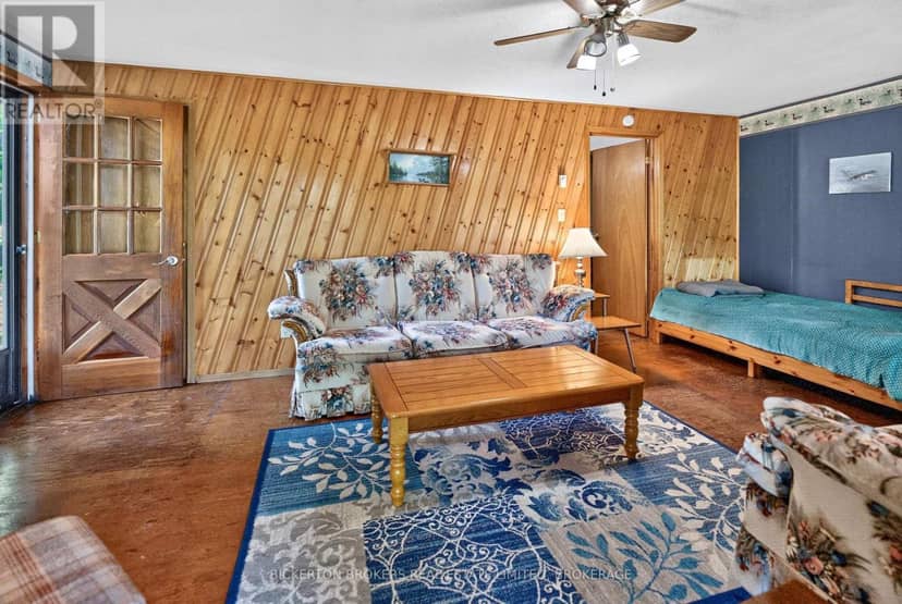 468 Moorhead Lane — photo 9 of 40
