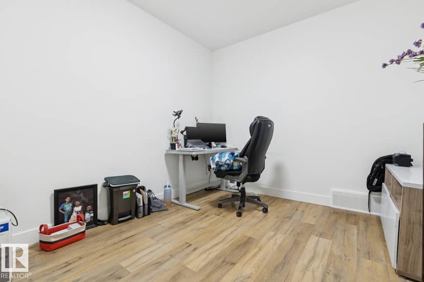 211 Kettyl Co — photo 15 of 40