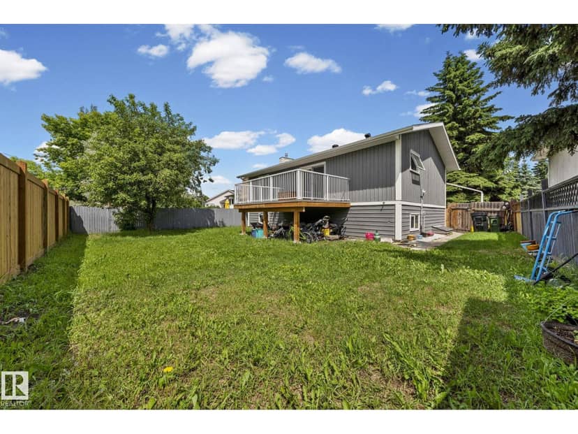 4119 18 AV NW — photo 35 of 40