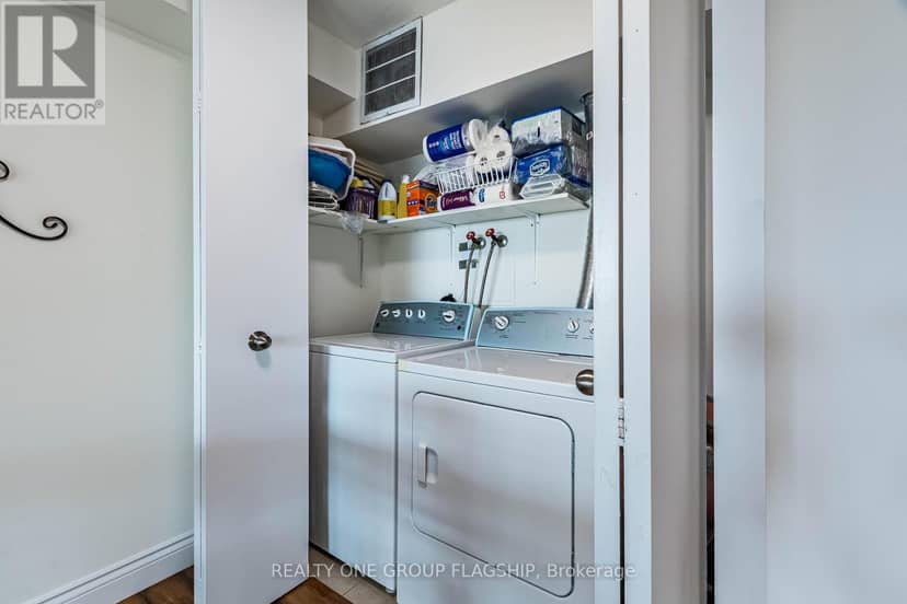 1209 - 50 Elm Drive E — photo 19 of 24