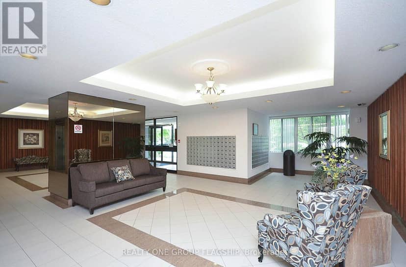1209 - 50 Elm Drive E — photo 3 of 24