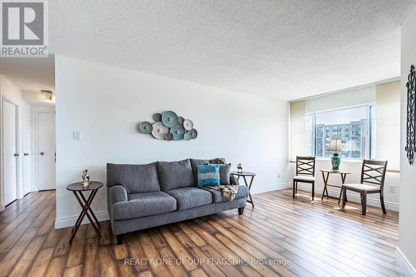 1209 - 50 Elm Drive E — photo 9 of 24