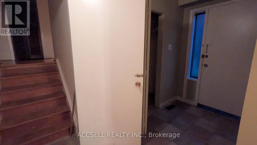 1055 Claredale Road — photo 11 of 19