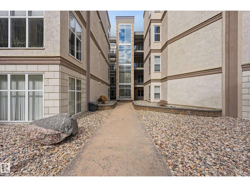 #369 4823 104A ST NW, Edmonton, photo 3