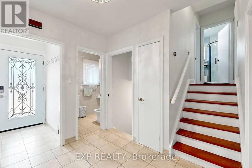 77 Letchworth Crescent — photo 15 of 40