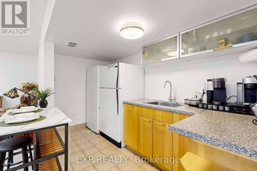 77 Letchworth Crescent — photo 25 of 40