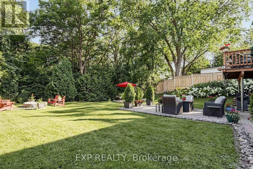 77 Letchworth Crescent — photo 32 of 40