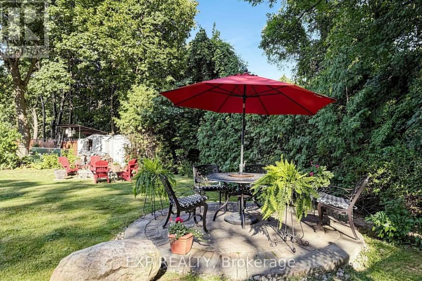 77 Letchworth Crescent — photo 34 of 40