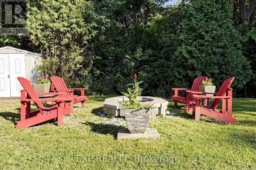77 Letchworth Crescent — photo 36 of 40