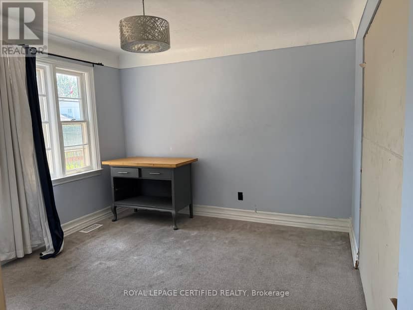 110 Gray Road — photo 5 of 9