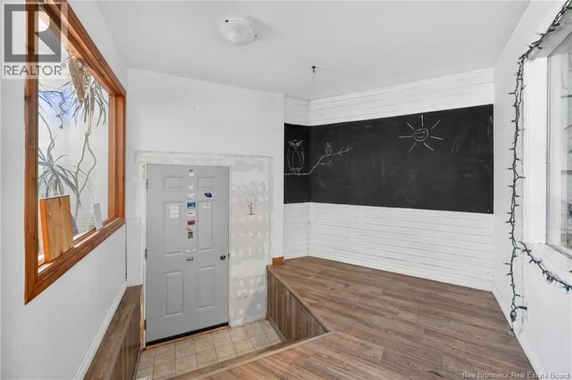 300-304 Mountain Road — photo 15 of 40