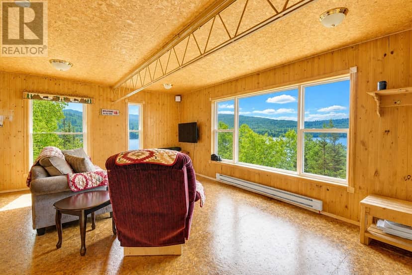 13 Shady Loop Road, Bonne Bay Pond, photo 3