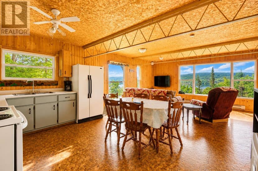 13 Shady Loop Road, Bonne Bay Pond, photo 5