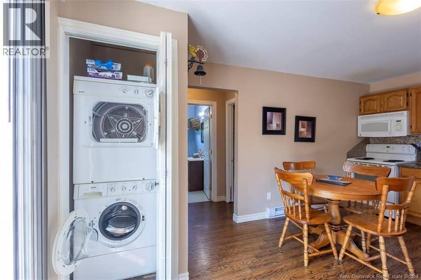 7 Jarvis Street — photo 9 of 17