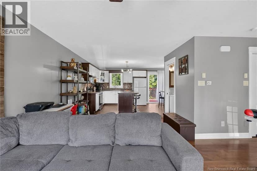 100 Belle Foret Street — photo 10 of 40