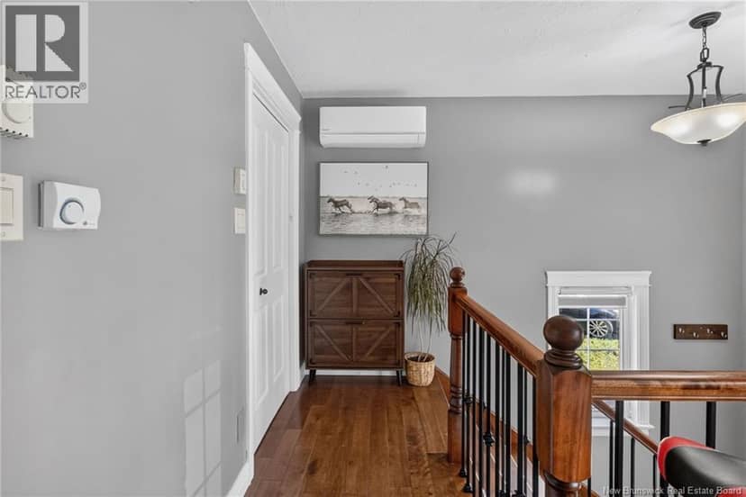 100 Belle Foret Street — photo 4 of 40
