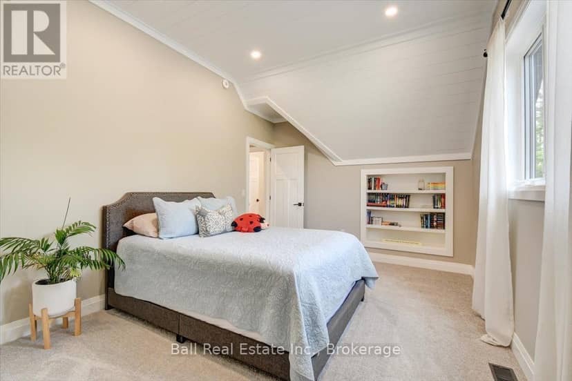 18 Six Foot Bay Road — photo 16 of 40