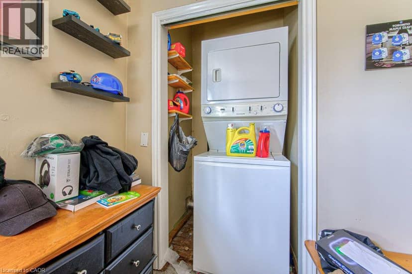 819 DUKE Street — photo 9 of 40