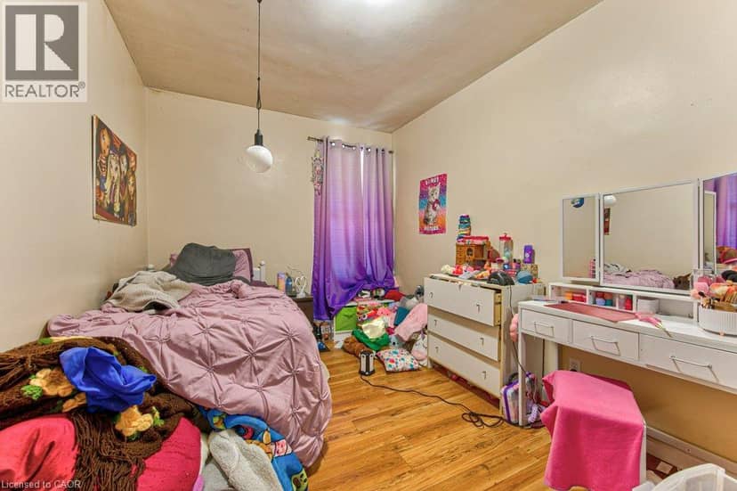 819 DUKE Street — photo 10 of 40