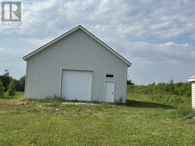 4161 Fort Augustus Road — photo 32 of 33