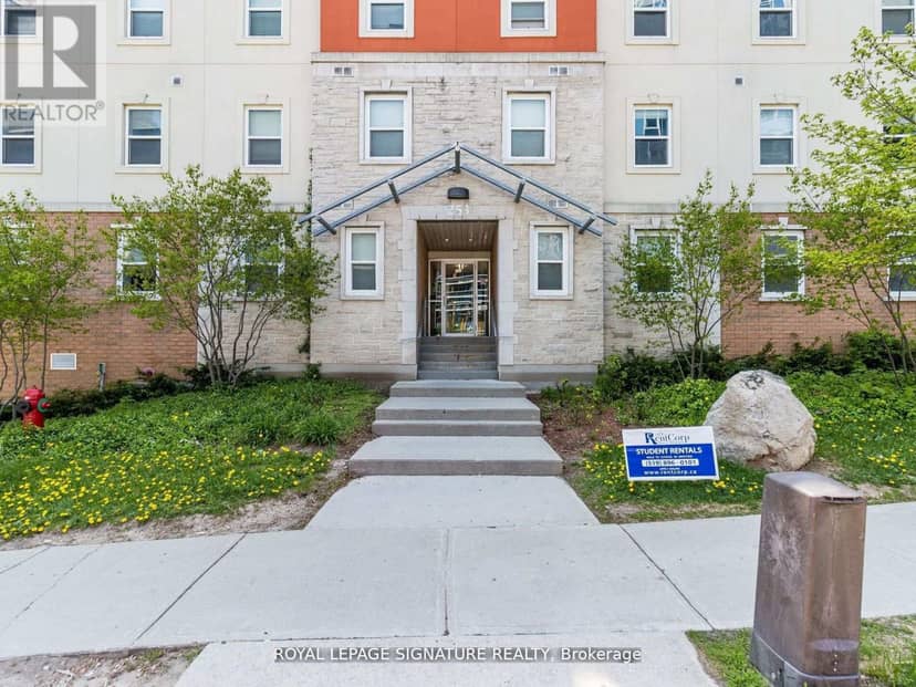 101 - 253 Lester Street — photo 4 of 34