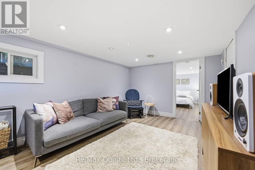 6 Grays Lane — photo 29 of 40
