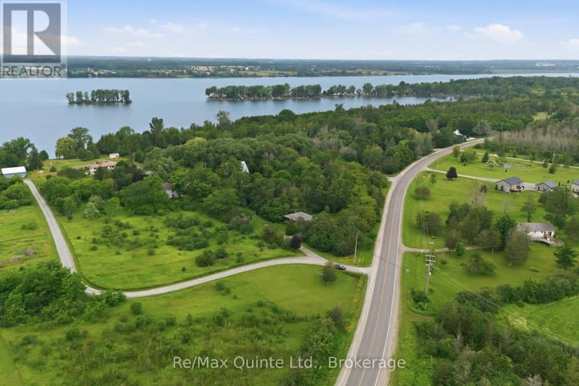 6 Grays Lane, Prince Edward County, photo 5