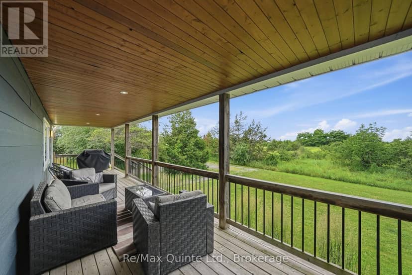 6 Grays Lane, Prince Edward County, photo 6