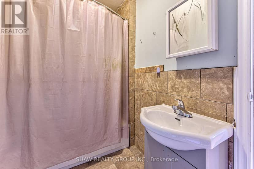 819 Duke Street — photo 27 of 40