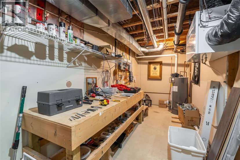 968 St Clair Parkway — photo 33 of 40