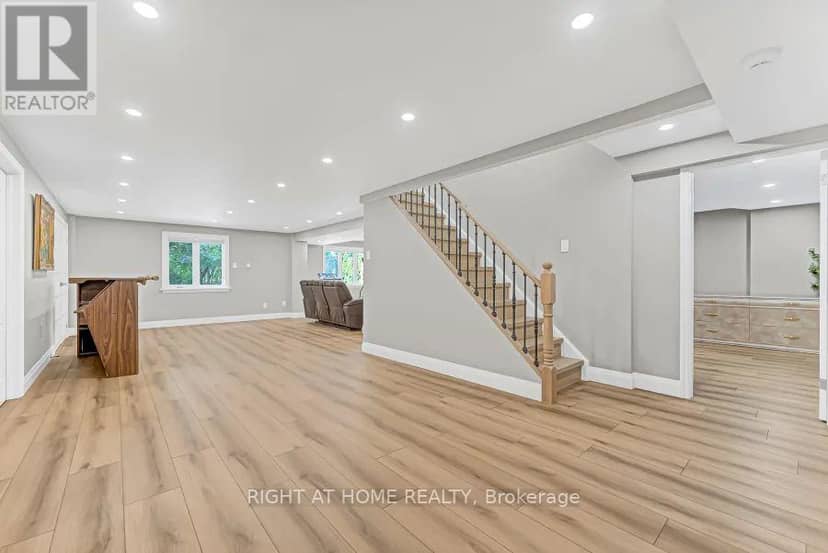 35 Harmony Hill Crescent — photo 39 of 40
