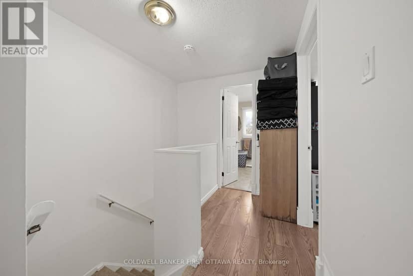 19 - 158 Barrow Crescent — photo 21 of 40