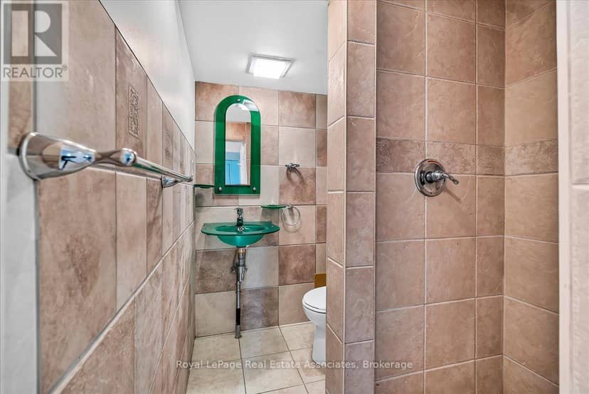 132 Vista Boulevard — photo 17 of 25